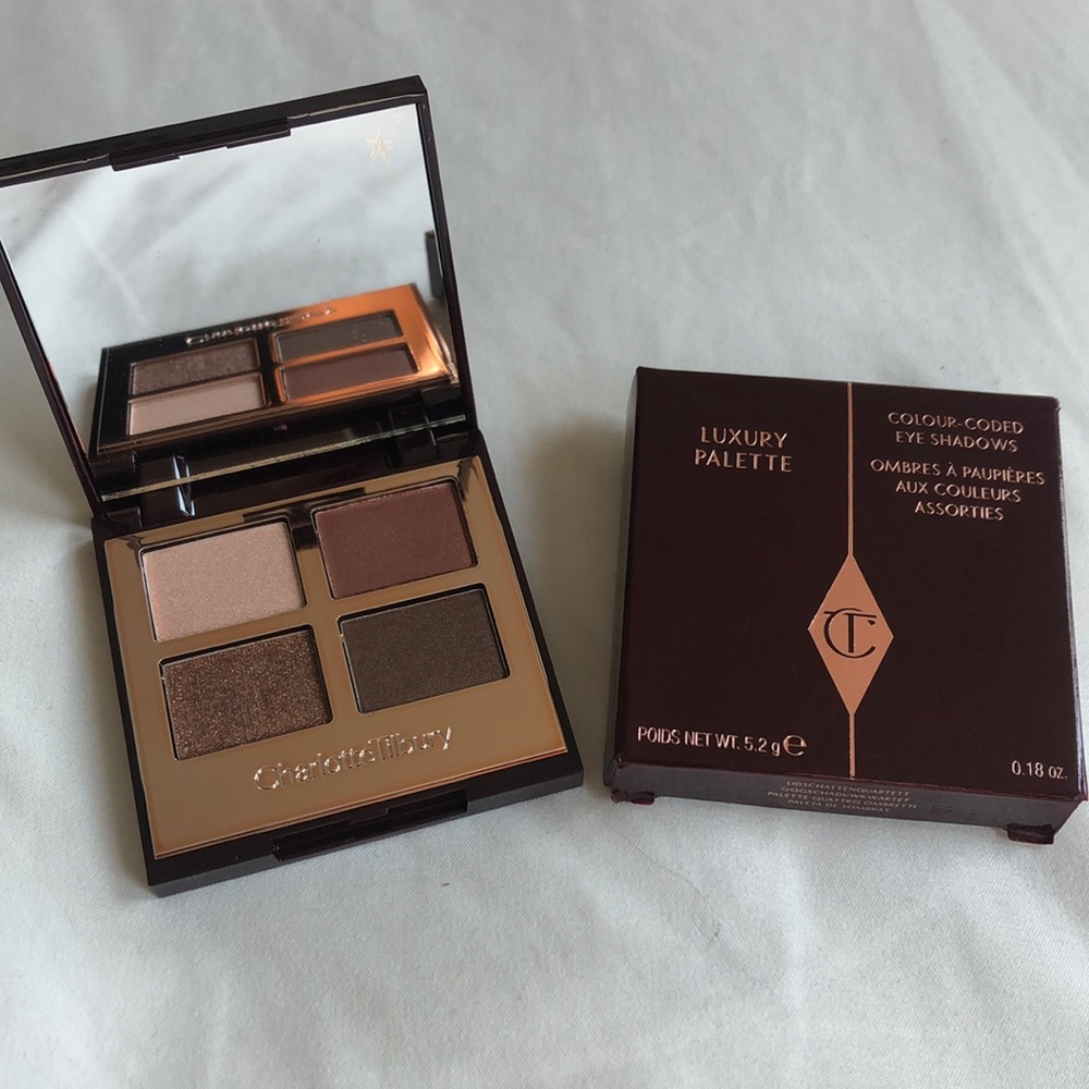 Charlotte Tilbury eye shadow palette